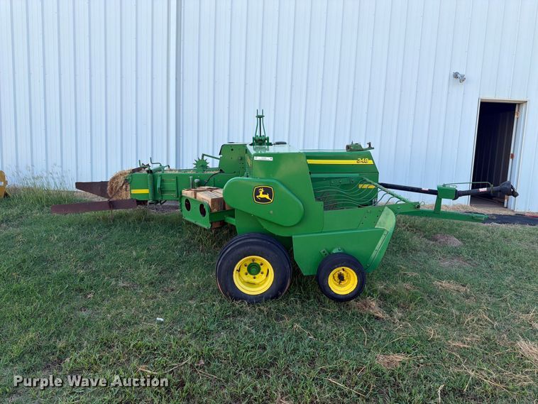 image for item EX0526 John Deere 348 small square baler