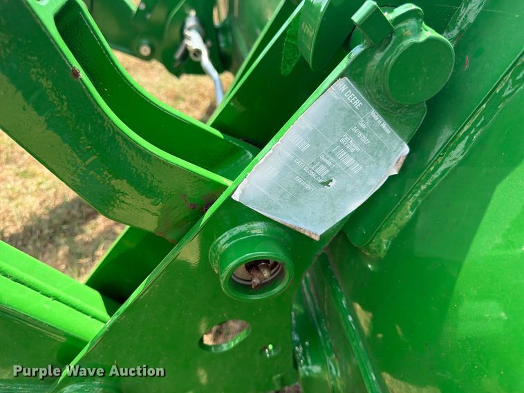 image for item EX0527 2021 John Deere 5065E MFWD tractor