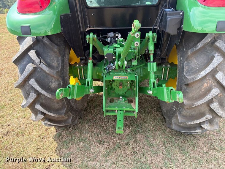 image for item EX0527 2021 John Deere 5065E MFWD tractor