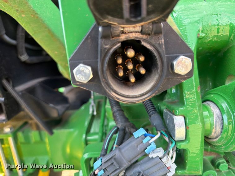 image for item EX0527 2021 John Deere 5065E MFWD tractor