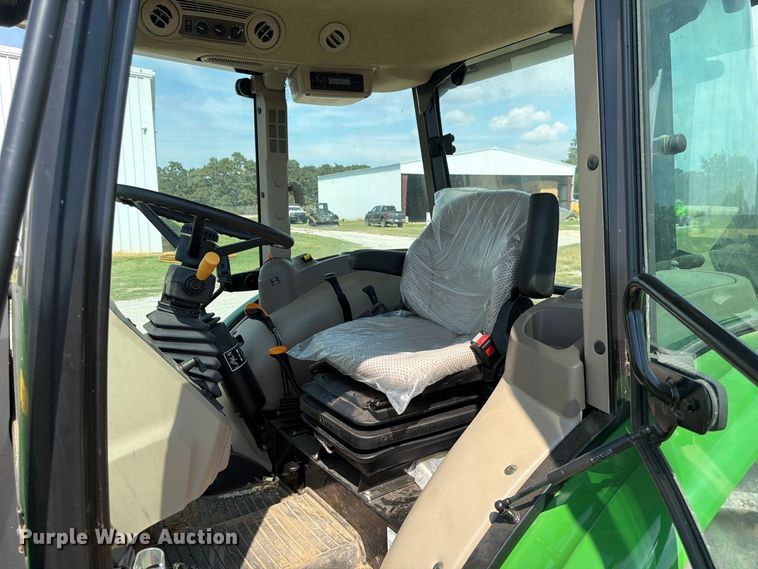 image for item EX0527 2021 John Deere 5065E MFWD tractor