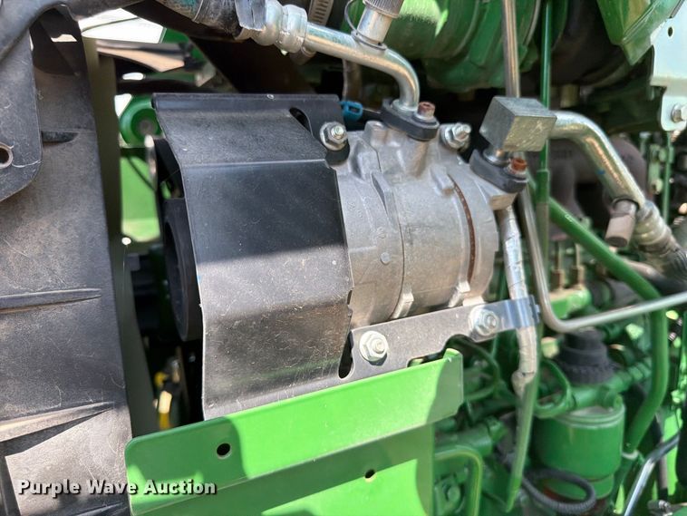 image for item EX0527 2021 John Deere 5065E MFWD tractor