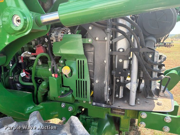 image for item EX0527 2021 John Deere 5065E MFWD tractor