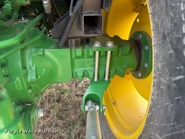 image for item EX0527 2021 John Deere 5065E MFWD tractor