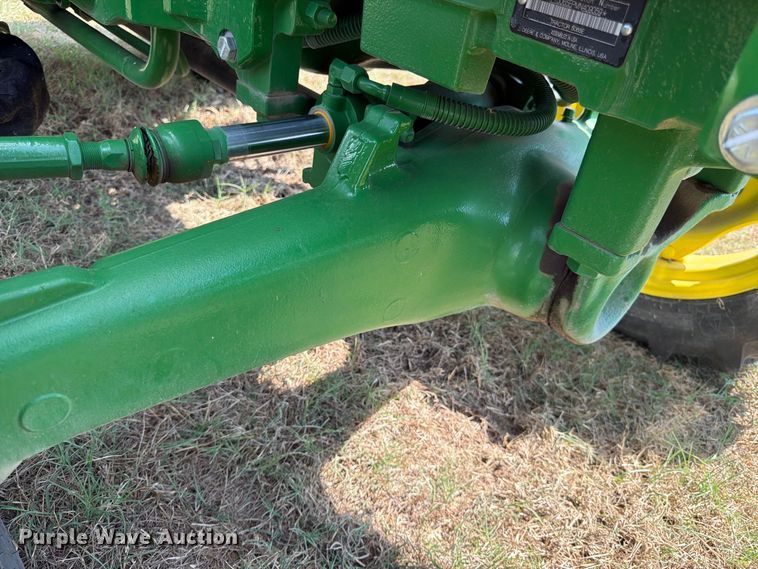image for item EX0527 2021 John Deere 5065E MFWD tractor