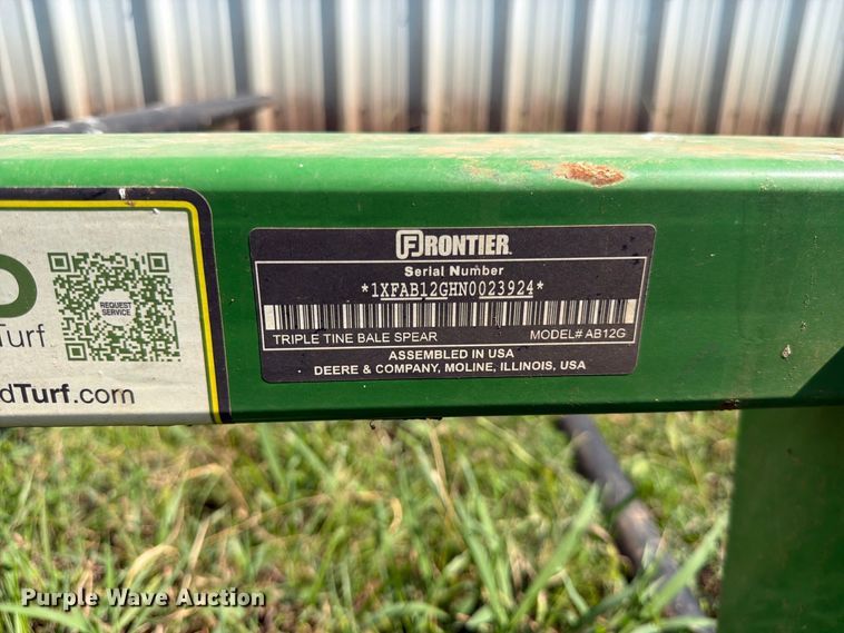 image for item EX0527 2021 John Deere 5065E MFWD tractor