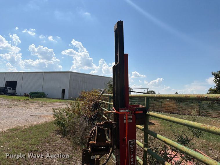 image for item EX0528 Worksaver hydraulic post driver