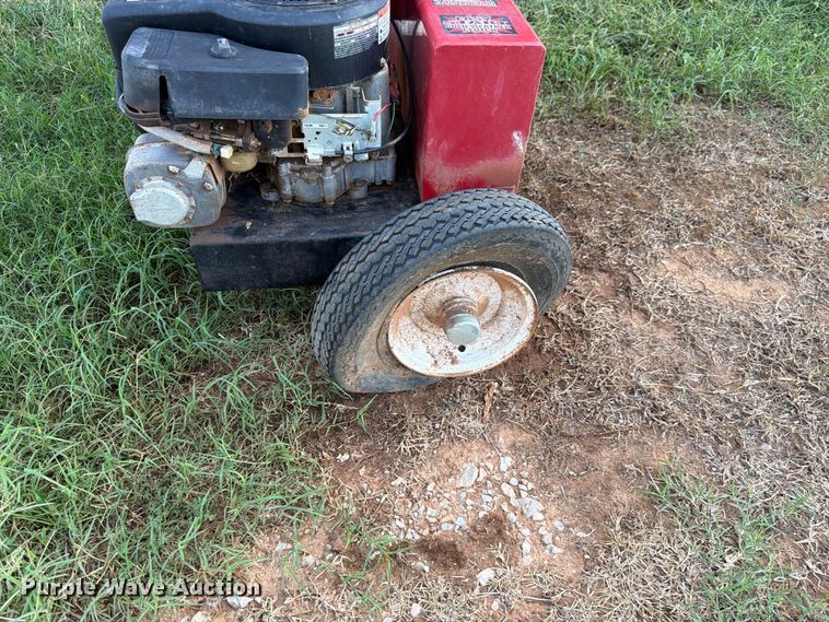 image for item EX0529 Swisher LS8526 log splitter