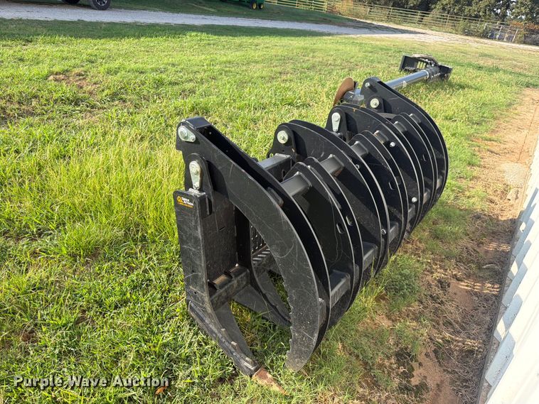 image for item EX0536 Quick attach skid steer grapple bucket