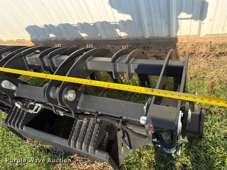image for item EX0536 Quick attach skid steer grapple bucket