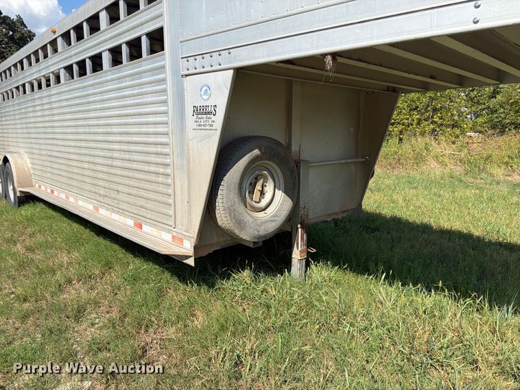 image for item EX0540 2006 Elite trailers livestock trailer