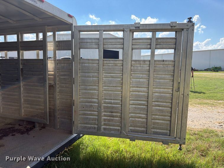 image for item EX0540 2006 Elite trailers livestock trailer