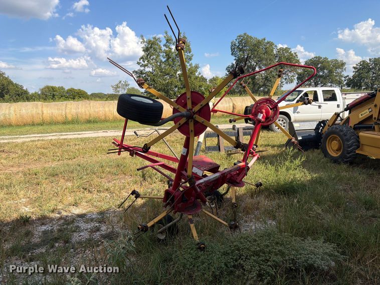 image for item EX0546 hay tedder