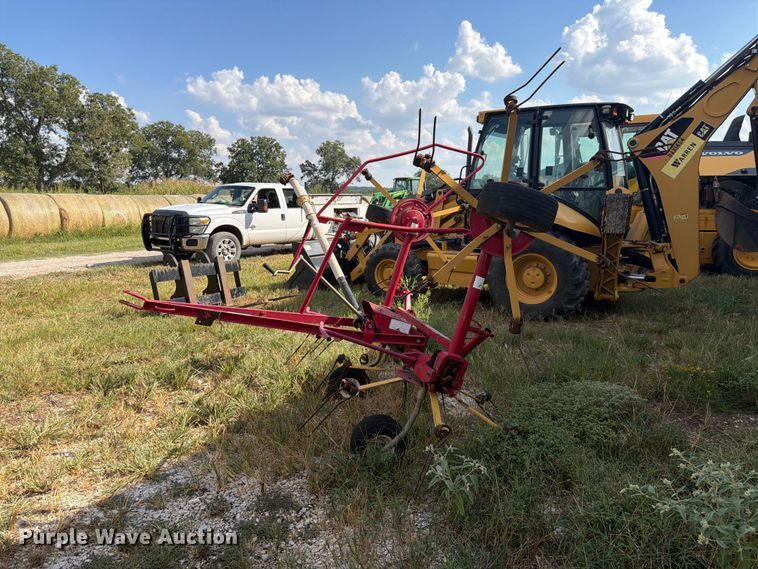 image for item EX0546 hay tedder
