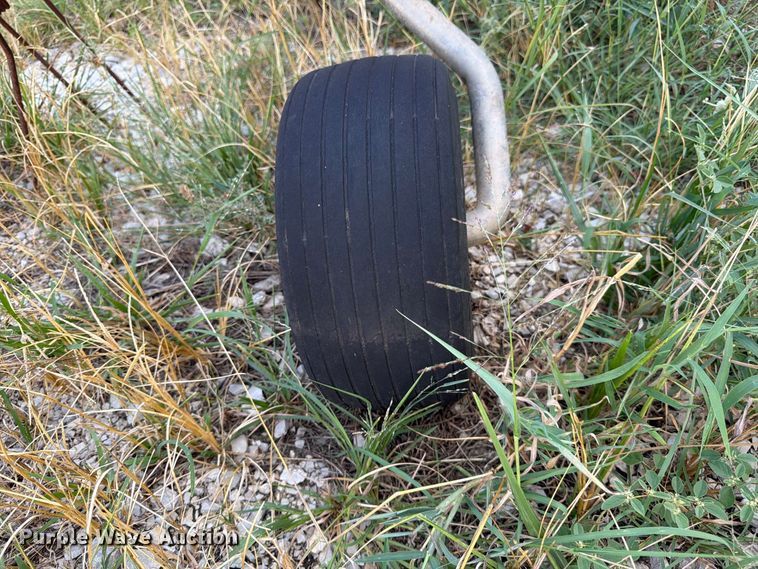 image for item EX0546 hay tedder