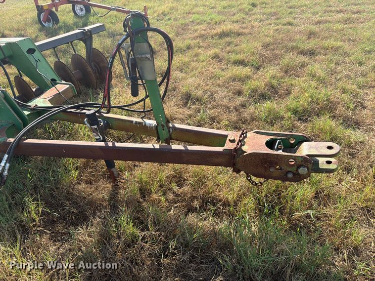 image for item EX0552 John Deere 637 tandem disk