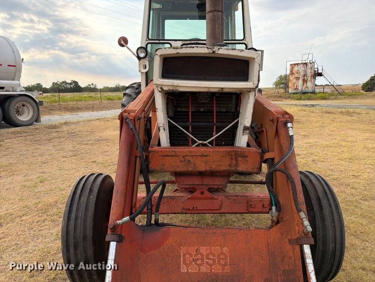 image for item EX0560 1976 Case 970 tractor
