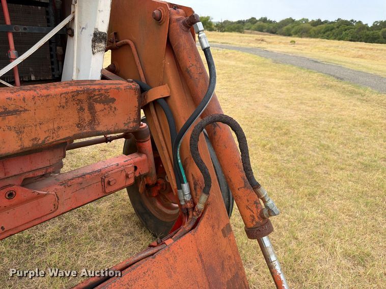 image for item EX0560 1976 Case 970 tractor