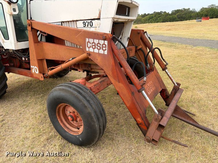 image for item EX0560 1976 Case 970 tractor