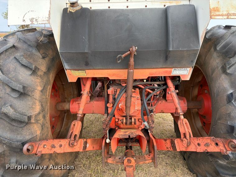 image for item EX0560 1976 Case 970 tractor