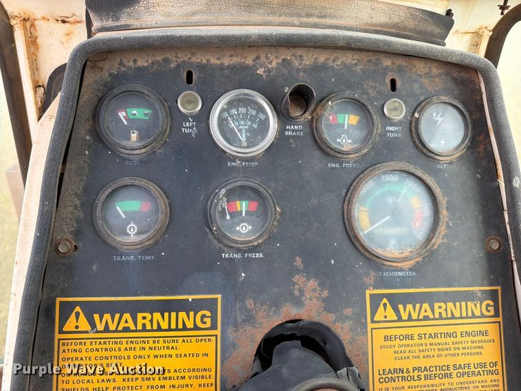 image for item EX0560 1976 Case 970 tractor