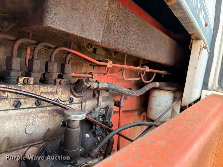 image for item EX0560 1976 Case 970 tractor