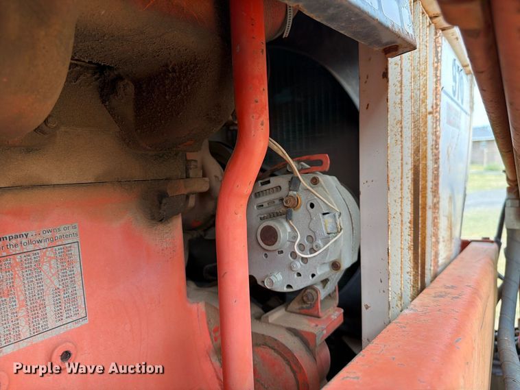 image for item EX0560 1976 Case 970 tractor