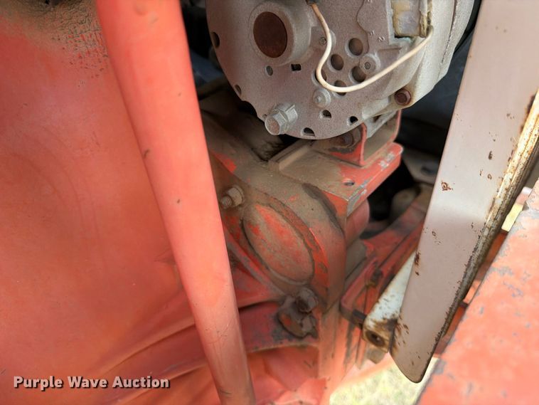 image for item EX0560 1976 Case 970 tractor