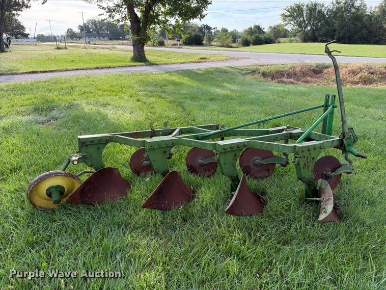 image for item EX2273 John Deere 4 bottom plow
