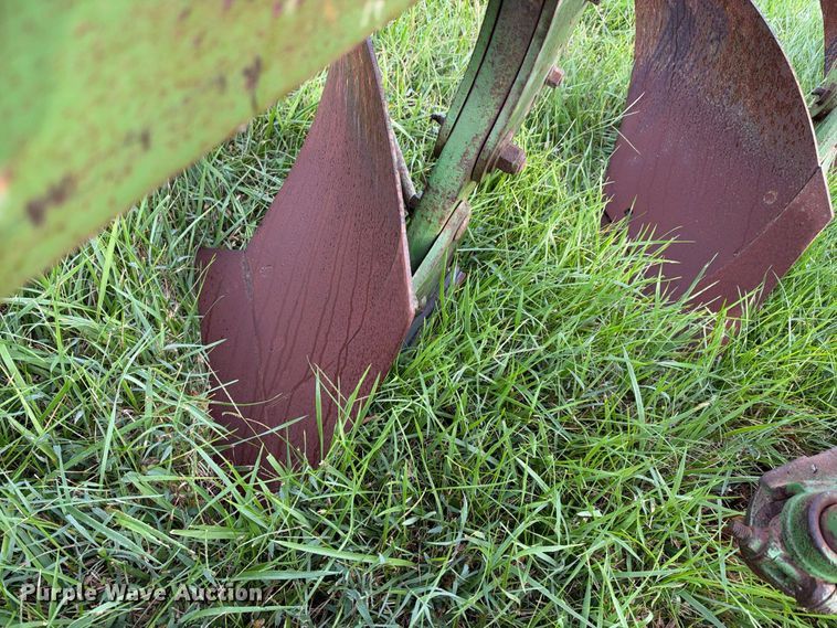 image for item EX2273 John Deere 4 bottom plow