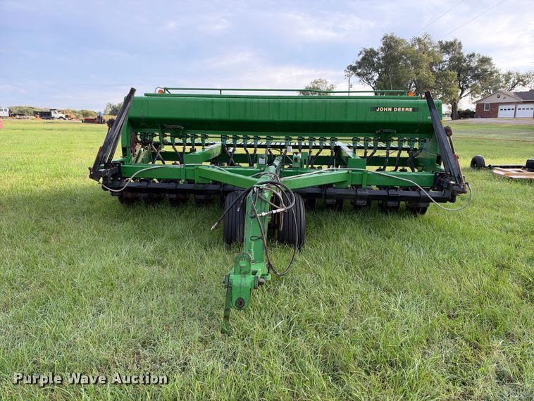 image for item EX2275 1993 John Deere 750 no-till grain drill