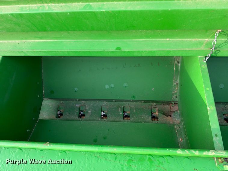 image for item EX2275 1993 John Deere 750 no-till grain drill
