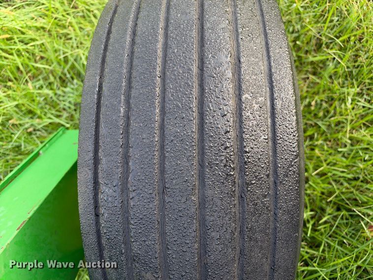 image for item EX2275 1993 John Deere 750 no-till grain drill