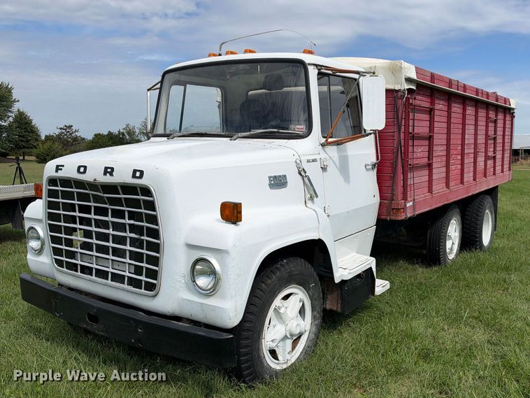 1976 Ford 750