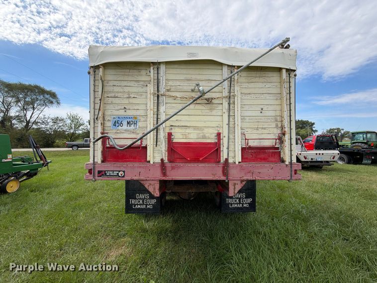 image for item EX2276 1976 Ford 750 