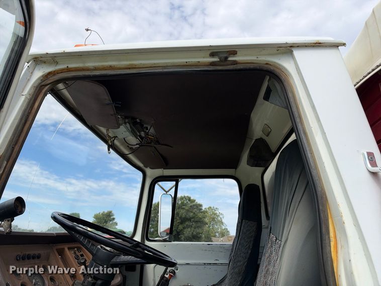 image for item EX2276 1976 Ford 750 