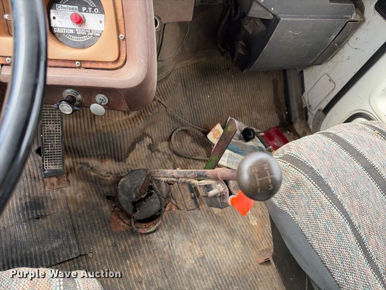 image for item EX2276 1976 Ford 750 