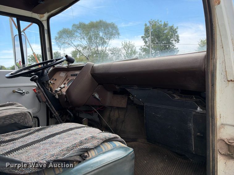 image for item EX2276 1976 Ford 750 