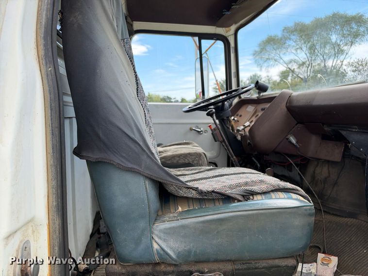 image for item EX2276 1976 Ford 750 