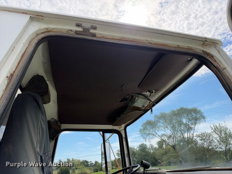 image for item EX2276 1976 Ford 750 