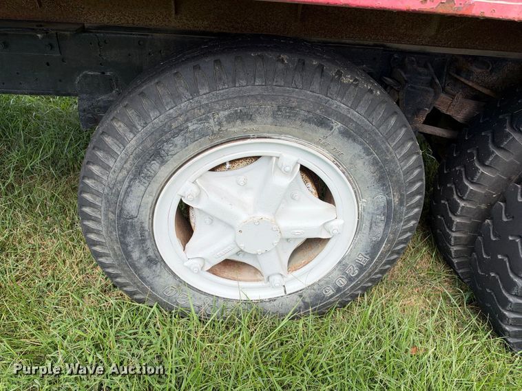 image for item EX2276 1976 Ford 750 