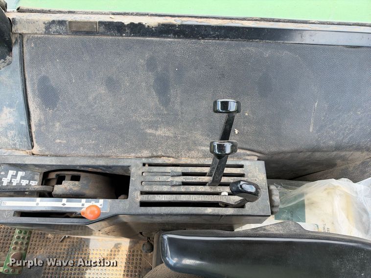 image for item EX2278 1976 John Deere 4430 tractor