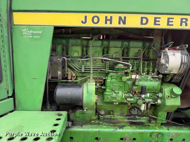 image for item EX2278 1976 John Deere 4430 tractor