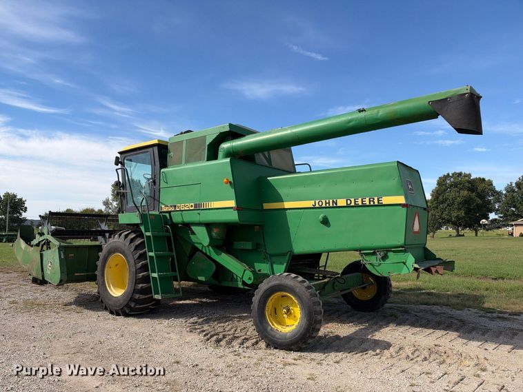 image for item EX2281 1980 John Deere 6620 combine