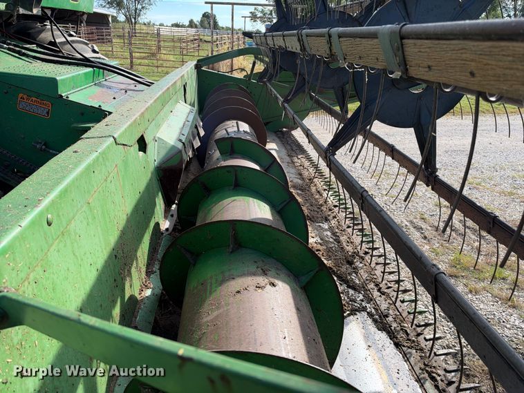 image for item EX2281 1980 John Deere 6620 combine