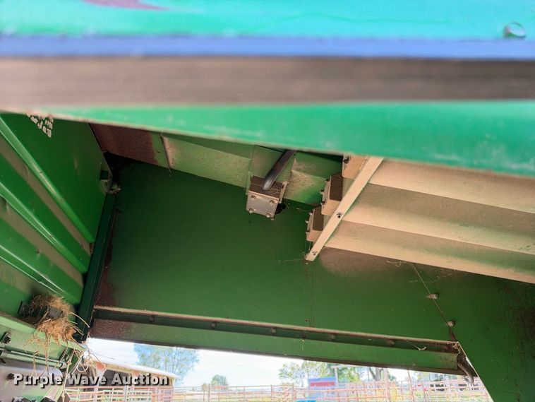 image for item EX2281 1980 John Deere 6620 combine