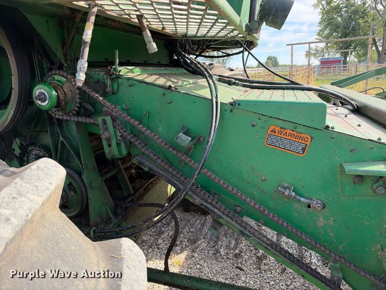 image for item EX2281 1980 John Deere 6620 combine
