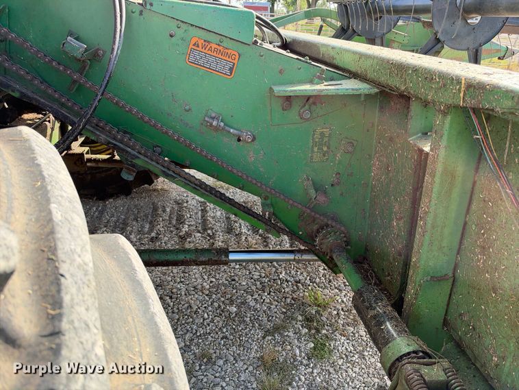 image for item EX2281 1980 John Deere 6620 combine