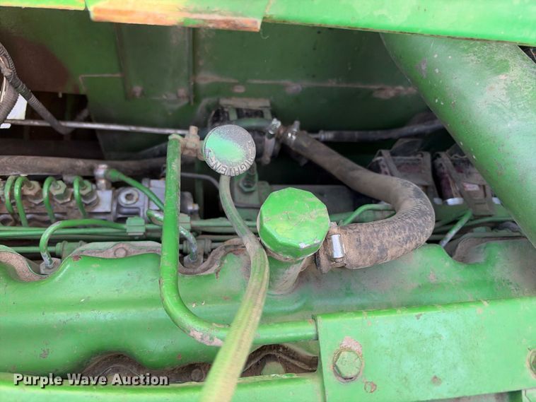 image for item EX2281 1980 John Deere 6620 combine