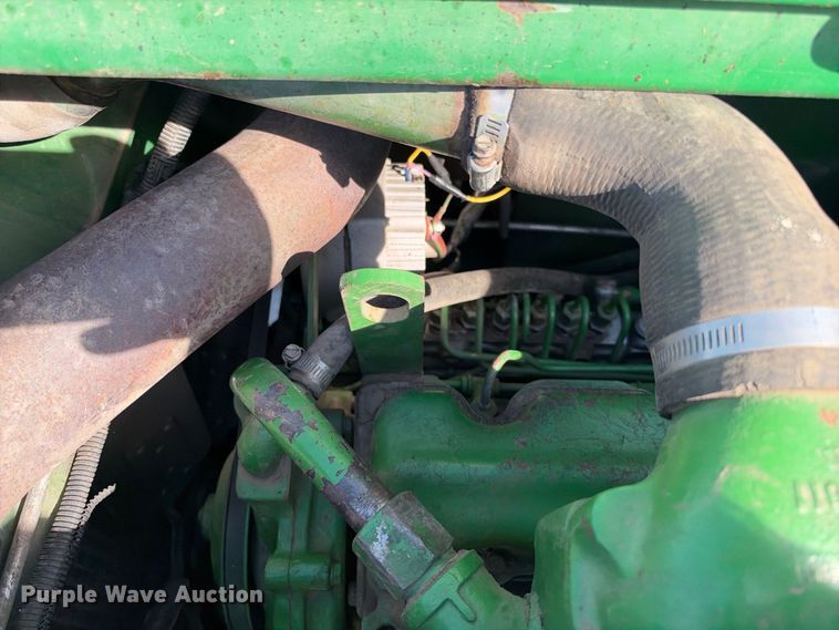image for item EX2281 1980 John Deere 6620 combine